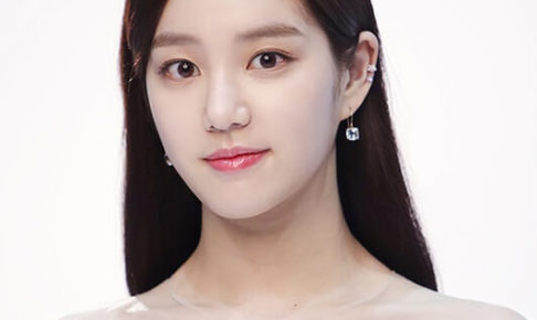 韓国女優イユビ