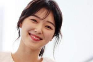 韓国女優チョウリ