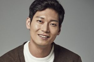韓国俳優パクフン