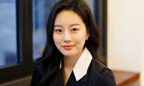 韓国女優パクユナ