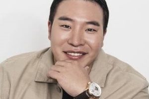 韓国俳優テウォンソク