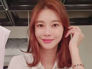 韓国女優チャイェリョン