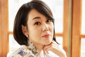 韓国女優キムユンジン