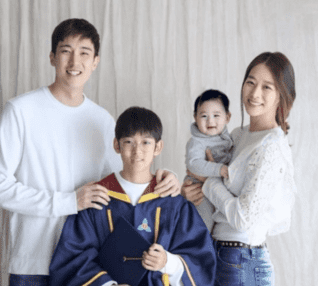 韓国女優チャンシニョンの家族写真