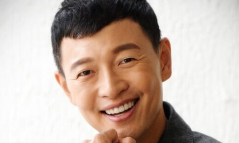 韓国俳優キムホジン