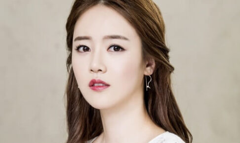 韓国女優シンゴウン