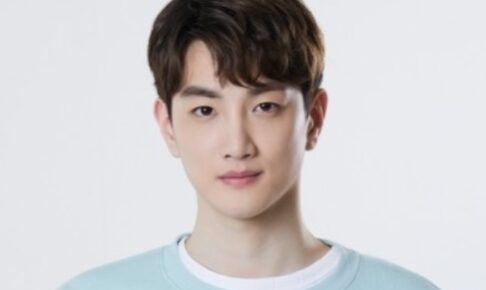 韓国俳優キムテオ